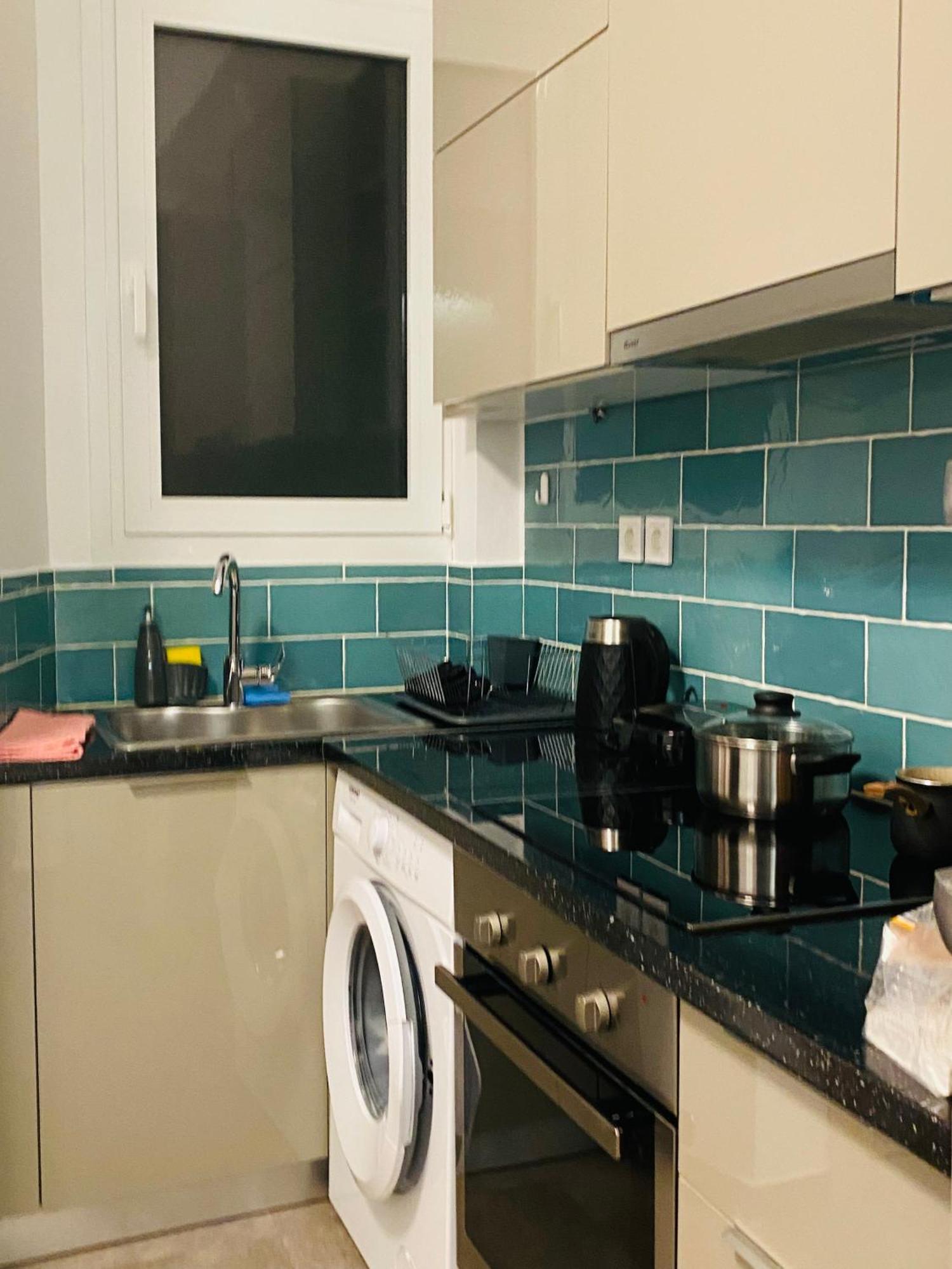 Antinoros Inn, Stylish Apartment,3' To Metro Atene Esterno foto